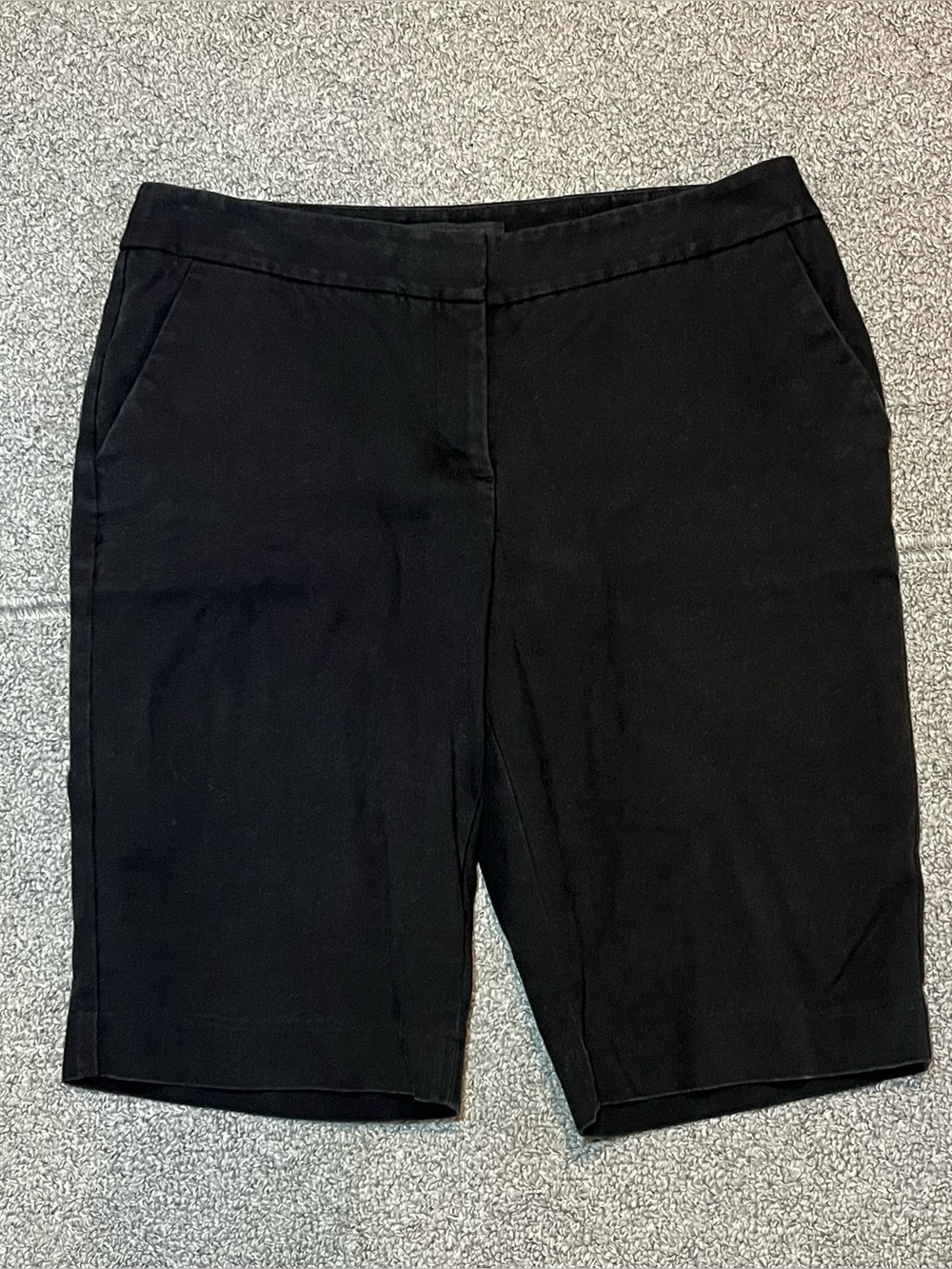Talbots Chino Bermuda Shorts Womens Size 4 Black Mid Rise Casual